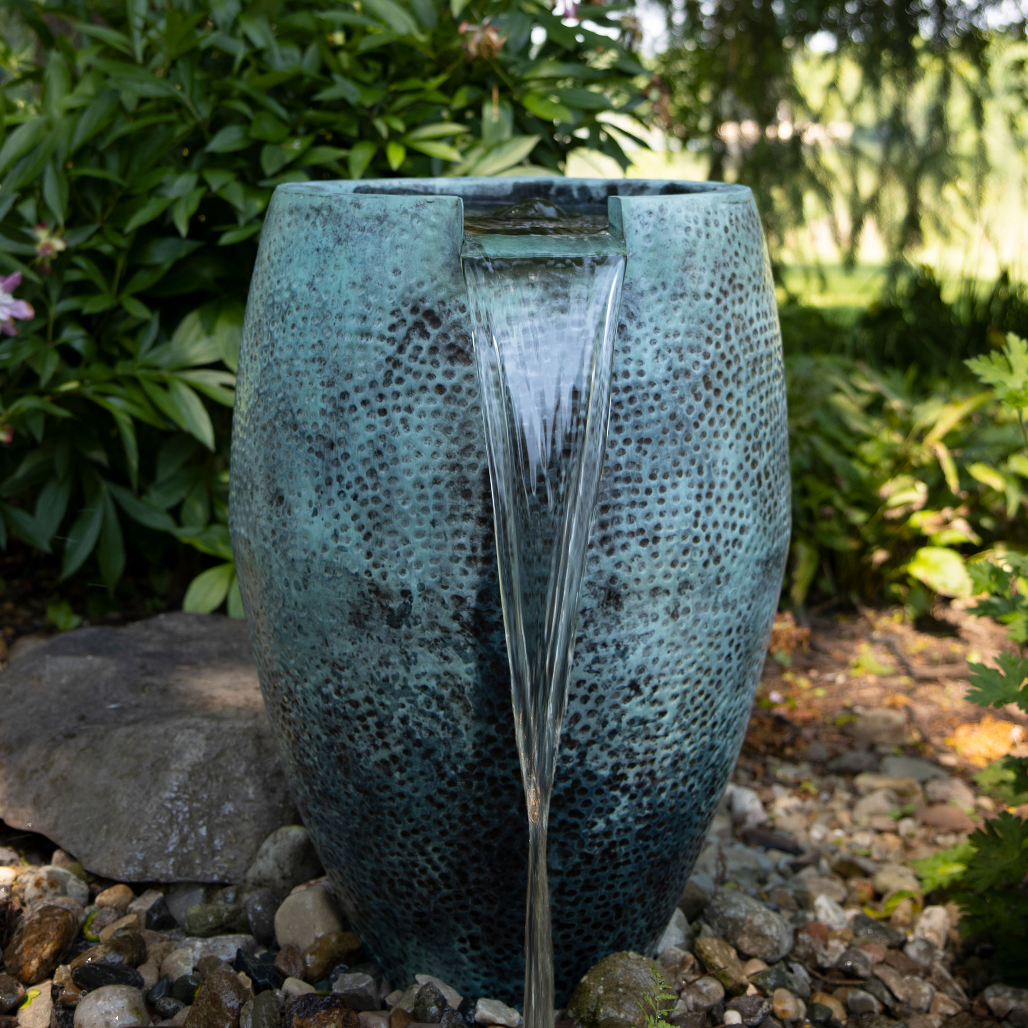 32" Aura Vase - 6" Spillway